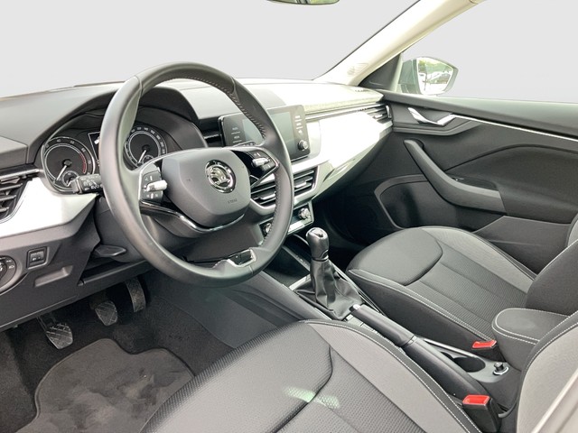 Skoda - Kamiq 1.0 TSI Selection RFK+PDC+KLIMA+SHZ+LED+BT_11