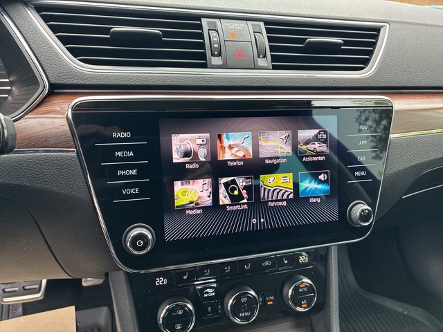 Skoda - Superb Combi 2.0 TDI DSG Scout AHK+STDHZG+RFK_10