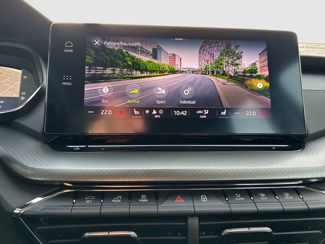 Skoda - Octavia Combi 2.0TDI Ambition Virtual+Navi+Sitzhzg._7