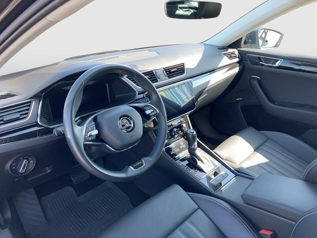 BMW - X4 xDrive 30 i M Sport AHK CAM HUD LED STHZG TEL_12