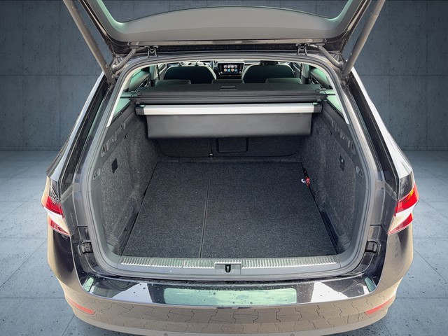 Skoda - Superb Combi 2.0 TDI DSG L&K AHK+LEDER+RFK_4