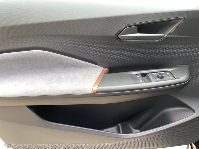 CUPRA - Born 58 kWh KAMERA+NAVI+SHZG+LED_5