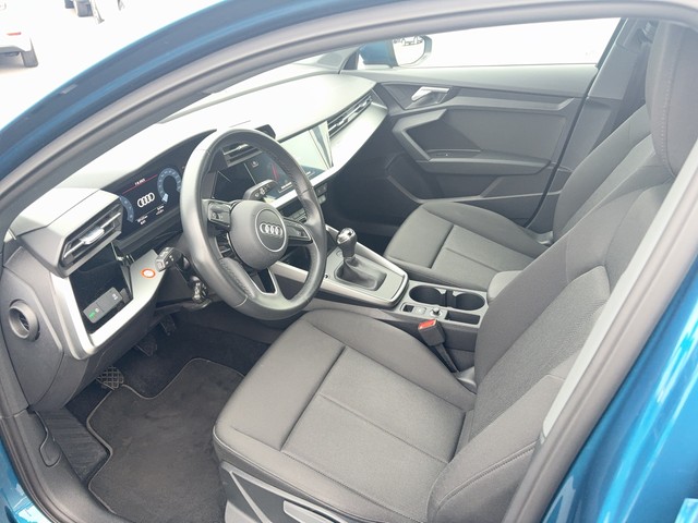 Audi - A3 Sportback 35 TFSI 6-Gang PHONE BOX_11