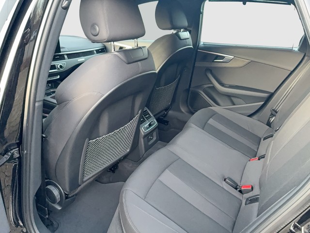 Audi - A4 Avant 40 TFSI quattro s-Tronic ACC+AHK+NAVI_3