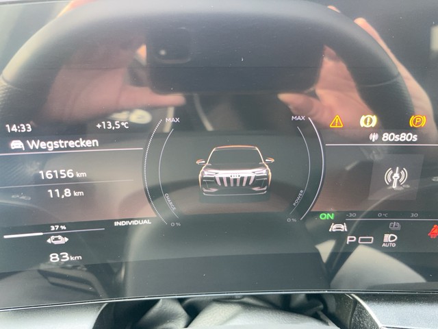 Audi - Q6 e-tron performance S-line AHK B&O LM21 PANO_27