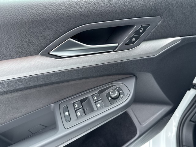 VW - Golf VIII 1.5 TSI Life AHK+ACC+DCC+LED+NAVI+RFK_5