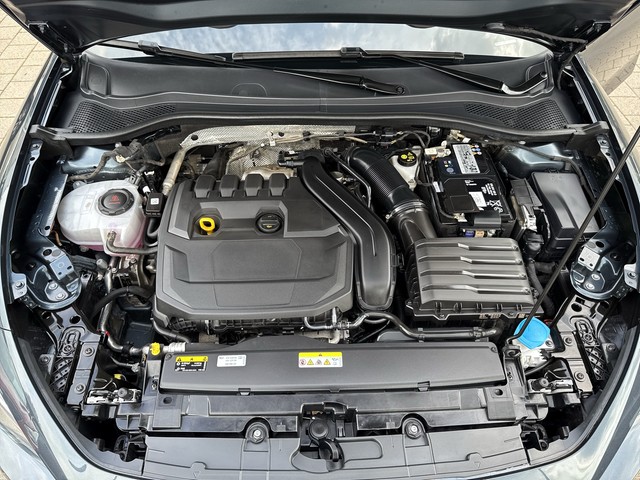 Seat - Leon ST FR 1.5 TSI DSG FR KAMERA+NAVI+SHZG+LED_9