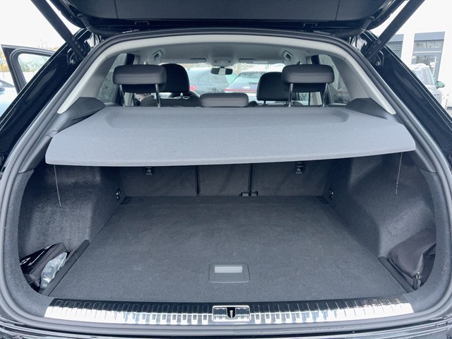 Audi - Q3 35 TFSI S-tronic advanced AHK+ACC+LED_4