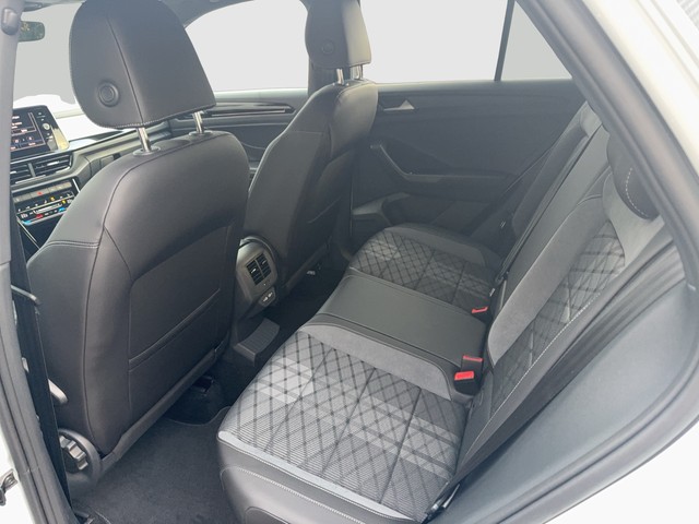 VW - T-Roc 2.0 TSI 4M R-Line Pano AHK RFK_3