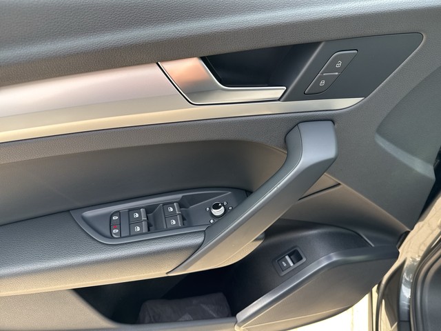 Audi - Q5 40 TDI S-tronic S line quattro AHK+NAVI+LED_7