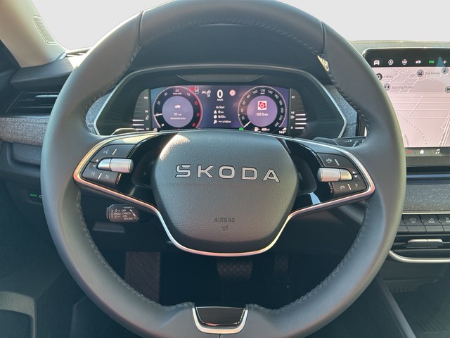 Skoda - Octavia Combi 2.0 TDI DSG Selection Head Up+Virtual_5