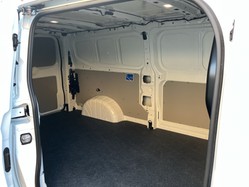 VW - T7 Transporter Kasten LR lang Klima,AHK,LED_5