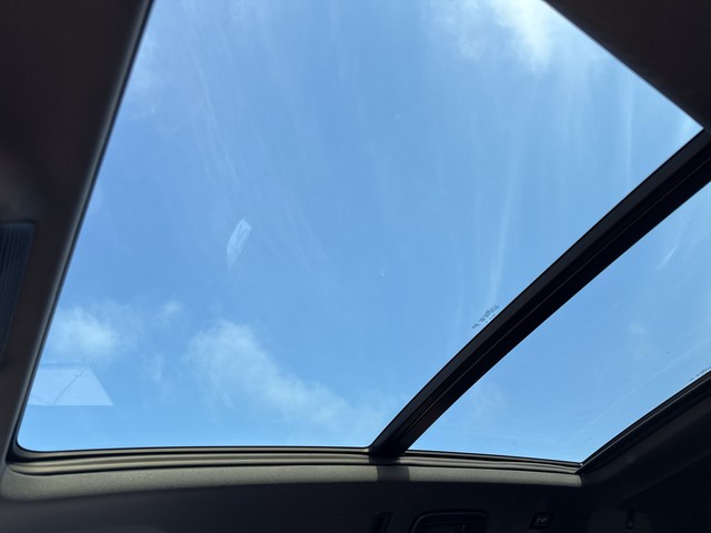 VW - Tayron 2,0 l TDI 4MOTION DSG R-Line Pano AHK 20" Matrix Standheizung_7