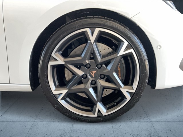 VW - Golf 2.0 TDI DSG Move Matrix+Panorama+Kamera_12