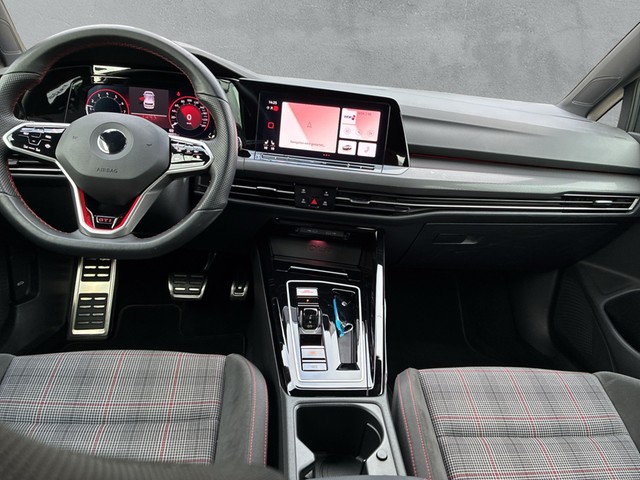 Audi - e-tron Sportback 55 quattro S-line AHK LED PANO_3