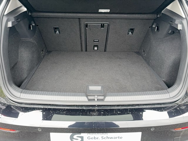 VW - Golf VIII Lim. 1.0 TSI United NAVI+APP+SPUR+SHZ_3