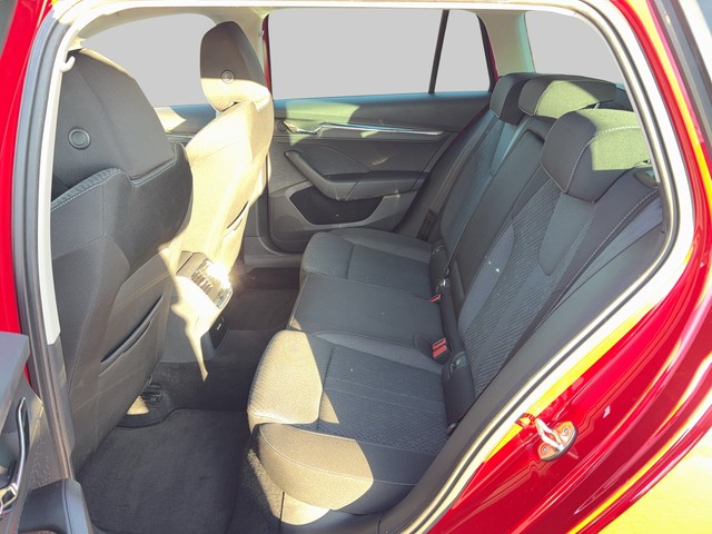 Audi - Q4 e-tron 45 quattro S-line ACC CAM LED NAVI_3