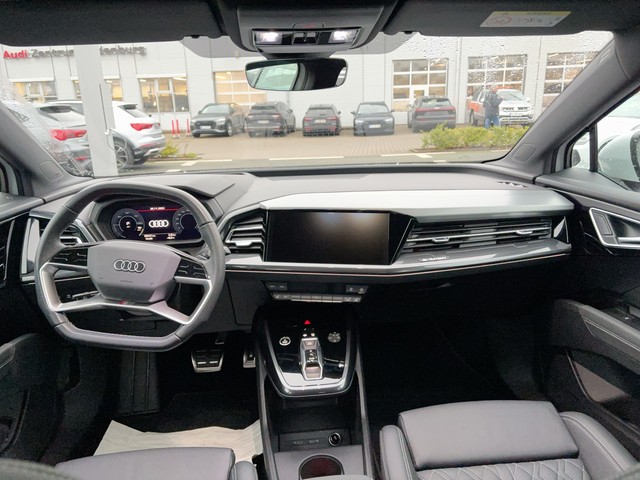Audi - Q4 e-tron S-Line MATRIX+PANO+ACC_2
