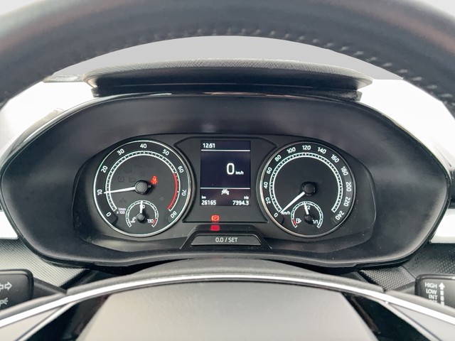 Skoda - Fabia 1.0 Ambition Klima+Sitzhzg.+PDC+LED_18