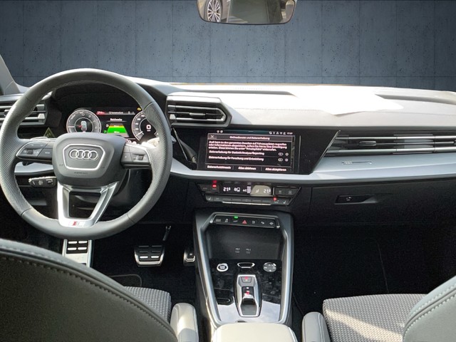 Audi - A3 Sportback 45 TFSI e S tronic S line_2