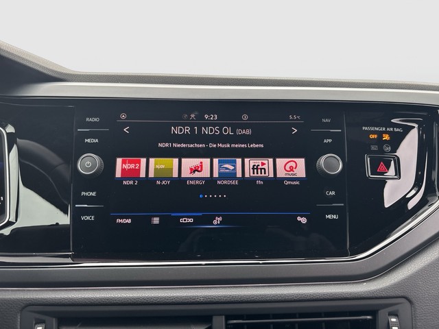 VW - Taigo 1.5 TSI DSG R-Line CAM LED LM18 PDC SHZG_7