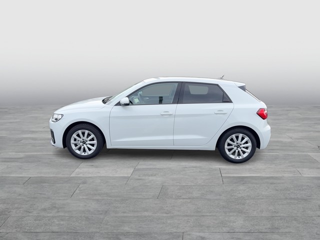 Audi - A1 Sportback 25 TFSI S-tronic advanced phone box_6