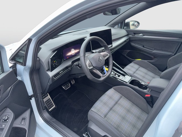 VW - Golf VIII Lim. 1.5 TSI eHybrid GTE DCC HUD_12
