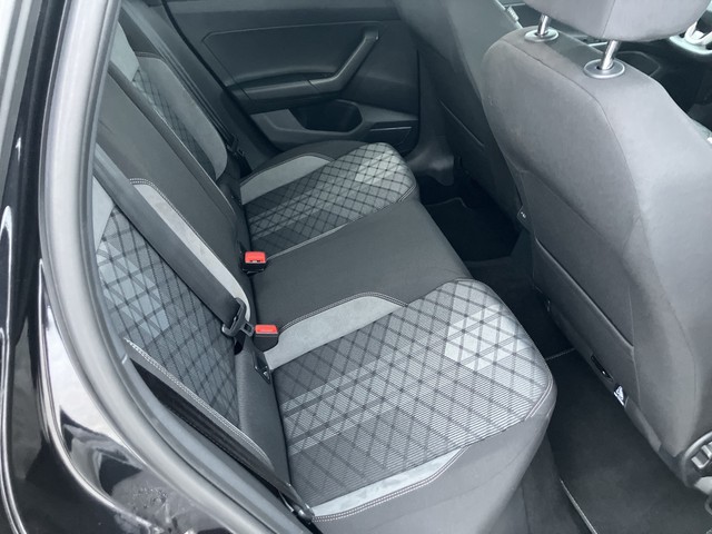 Skoda - Superb Combi 2.0 TDI DSG Selection PANO STANDH._5