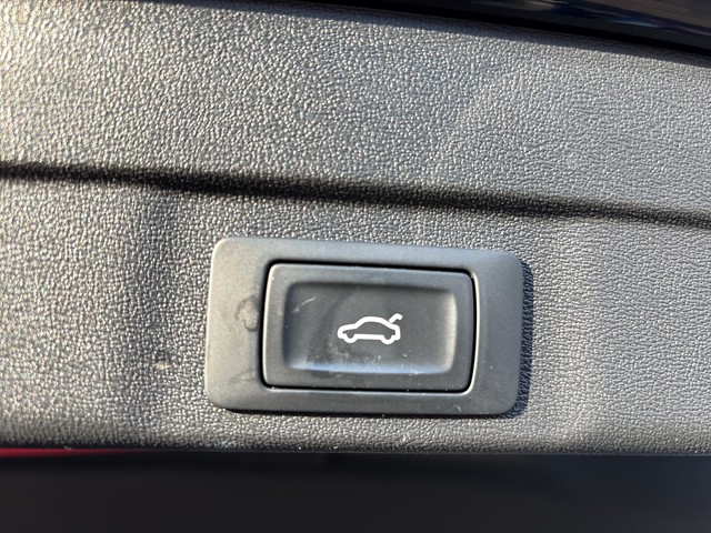 VW - T-Roc 1.5eTSI DSG R-Line Head Up+Kamera+Navi_5