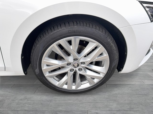 Skoda - Octavia Combi 2.0 TDI DSG Selection KAMERA+ACC_10