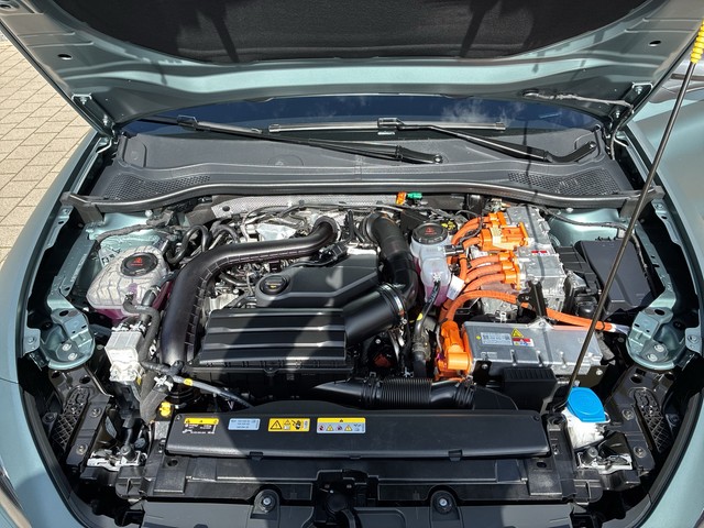 CUPRA - Leon 1.5 e-Hybrid DSG VZ Pure Performance PANO+ACC+NAVI+LED_9