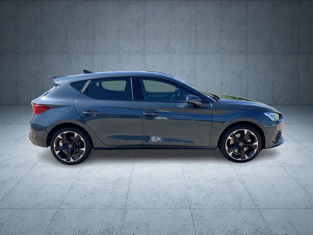 CUPRA - Leon 1.4 e-Hybrid ACC CAM LED LM18 NAVI SHZG_11
