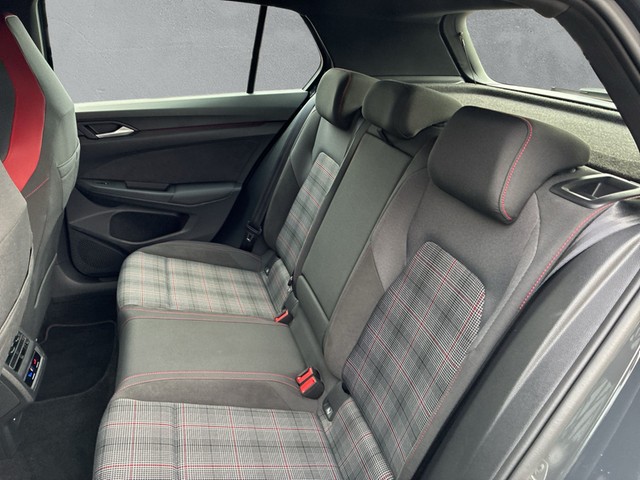 Audi - e-tron Sportback 55 quattro S-line AHK LED PANO_2