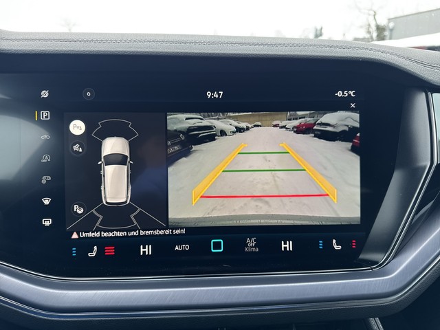 VW - Touareg 3.0 TDI 4M R-Line Leder AHK Pano Stand_5