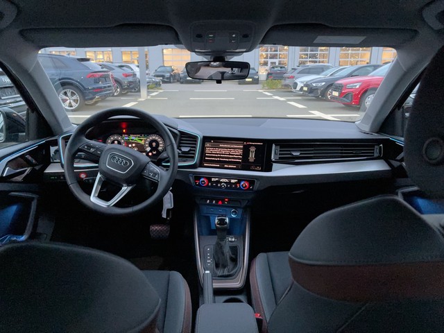 Audi - A1 Sportback 30 TFSI S-tronic advanced LED+NAVI+_2