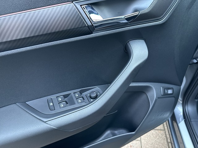 Skoda - Karoq 1.5 TSI DSG Sportline AHK+ACC+LED+PANO+DAB_5