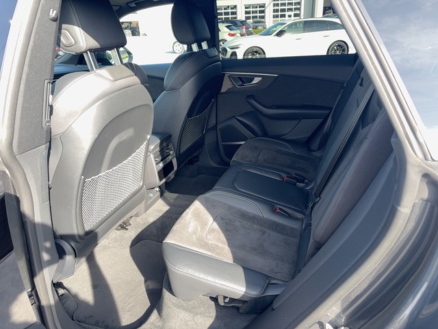 Audi - Q8 50 TDI Tiptronic quattro competition plus Pano-Matrix-Head up_3