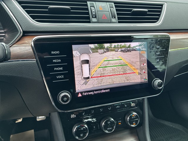 Skoda - Superb Combi 2.0 TDI DSG Scout AHK+STDHZG+RFK_7