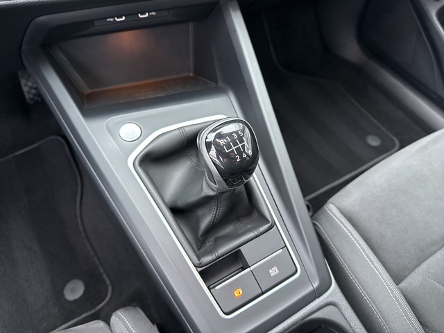 VW - Golf VIII 1.5 TSI Life AHK+ACC+DCC+LED+NAVI+RFK_8