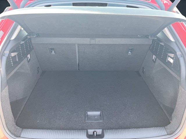 Audi - Q2 2.0 TDI S-tronic Sport Quattro AHK+RFK+LED+BT_4