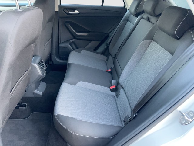 VW - T-Roc 1.0 TSI Move ACC+RFK+AHK+LED+SHZ+VIRTCOCK_3