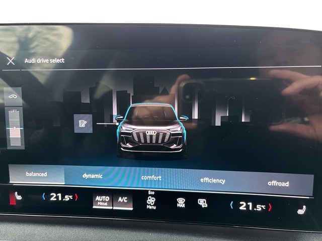 Audi - Q6 Sportback e-tron quattro S-line AHK NAVI PANO_19