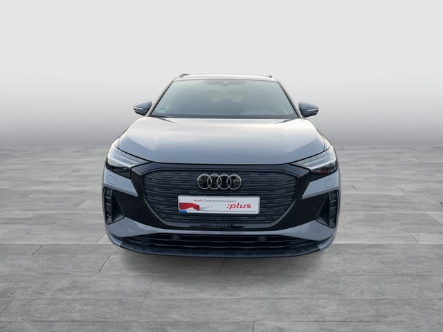 Audi - Q4 40 e-tron 150 kW AHK + MATRIX- LED_10