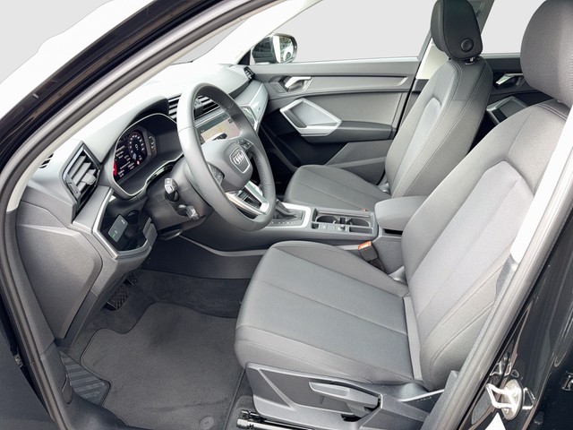 Audi - Q3 35 TFSI S-tronic Advanced PANO+NAVI+PDC+LM18"_16