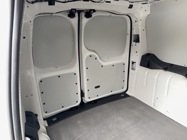 Skoda - Scala 1,0 TSI DSG Tour AHK BLACK NAVI_3