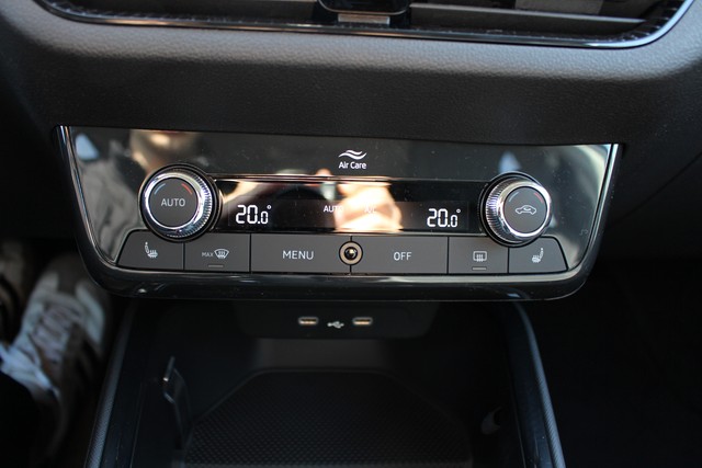 Skoda - Fabia 1.0 MPI Tour LED+CLIMATRONIC+TEMPOMAT+PDC_13