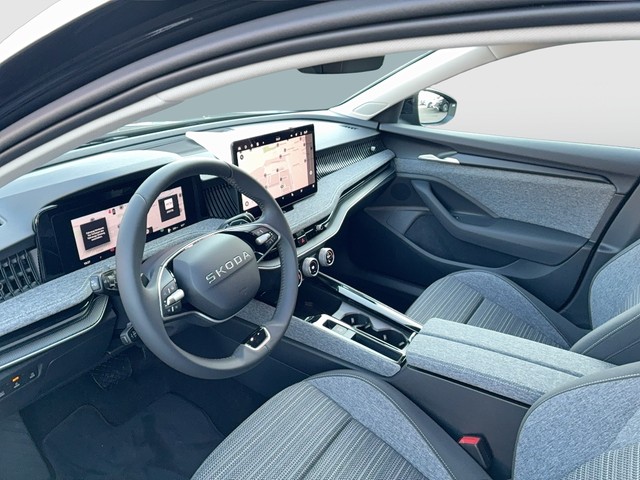 Skoda - Superb Combi 2.0TDI DSG Selection AHK+Matrix+Navi_19