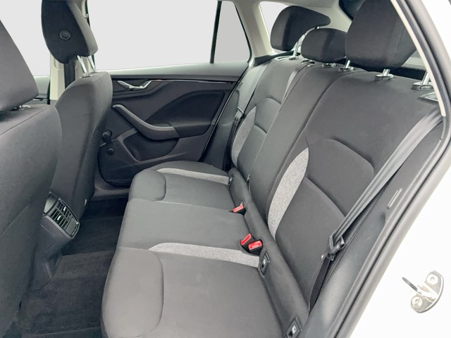 VW - Taigo 1.0 TSI DSG Move LED+KAMERA+NAVIGATION+SHZ_3