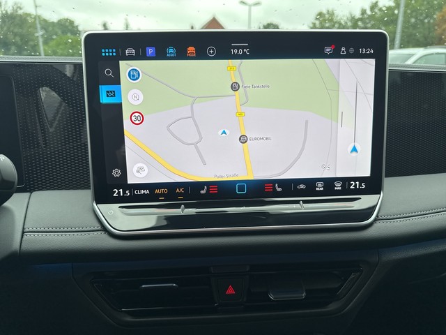 VW - Tiguan 2.0 TDI DSG Life ACC+LED+NAVI+SHZG+LM18"_6