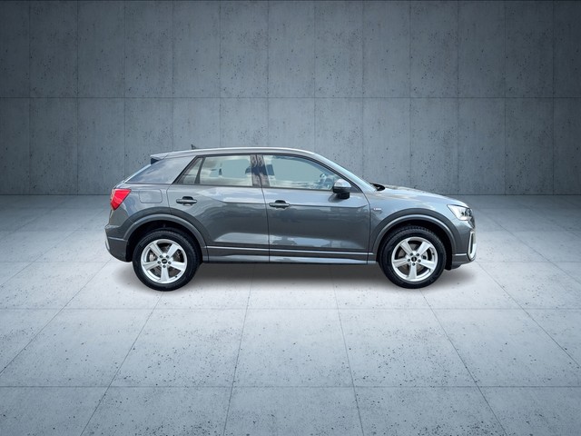 Audi - Q2 35 TFSI S tronic S line LED RFK SHZ_11